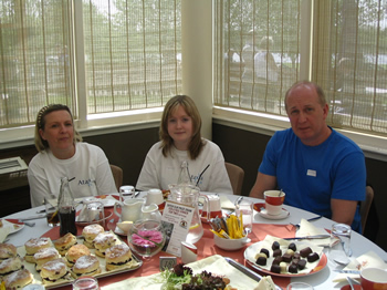 Anne, Shelley and Gordon